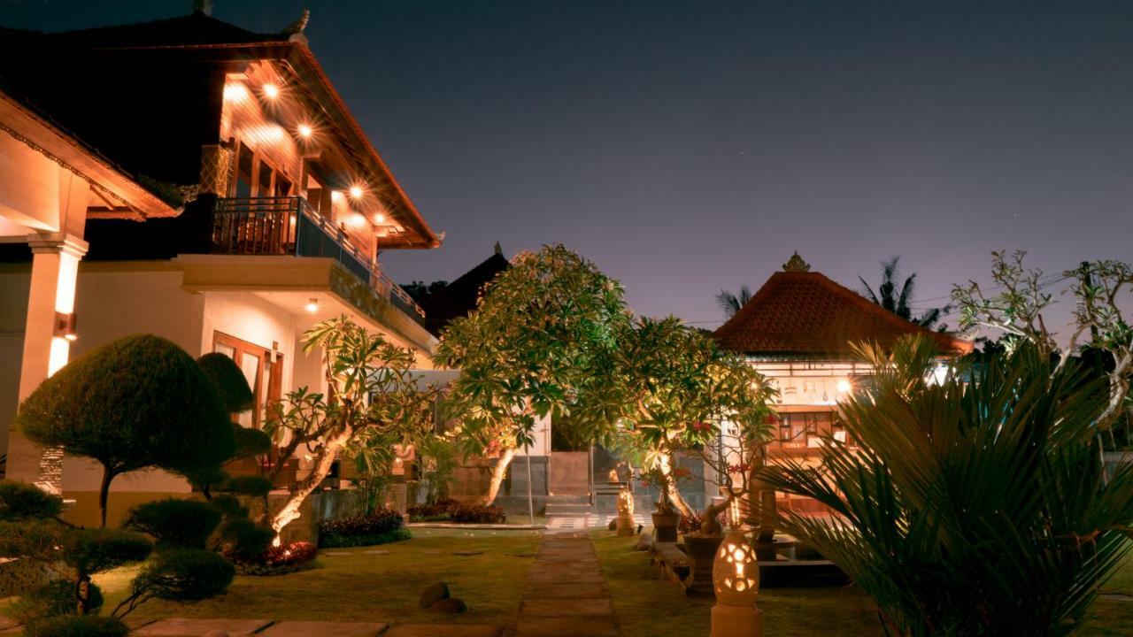 The Kanha Palace Batununggul Kültér fotó